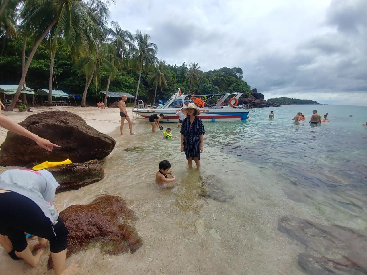 Lien Thong Hotel Phu Quoc Exterior foto