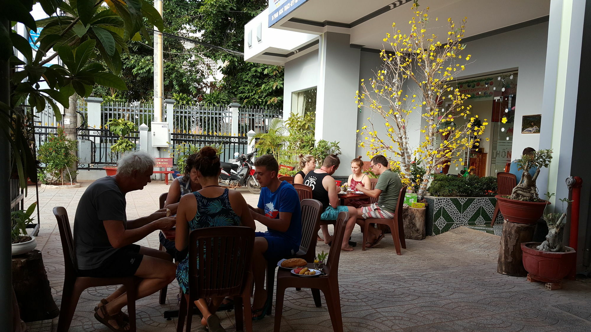 Lien Thong Hotel Phu Quoc Exterior foto